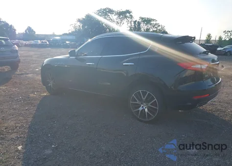 2017 Maserati Levante S z USA, uszkodzony, nr VIN ZN661YUS1HX258854